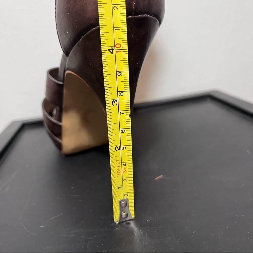 Marc Fisher Brown Leather Gladiator Platform Heels Straps Cage Sandals size 8.5 - Picture 4 of 13